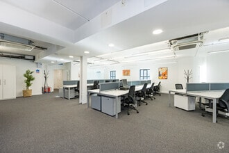 46-48 Webber St, London to rent Interior Photo- Image 2 of 12