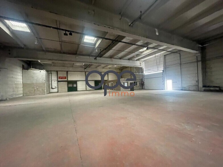 Industrial in Mitry-Mory for sale - Interior Photo - Image 3 of 5