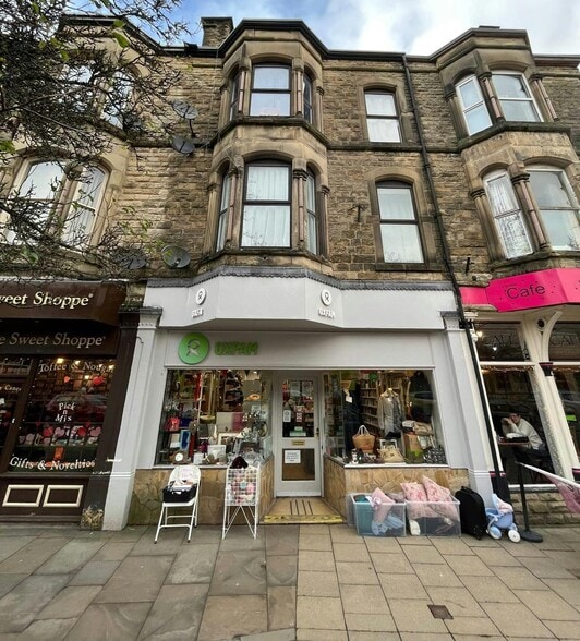 93 Spring Gdns, Buxton for sale - Building Photo - Image 1 of 3