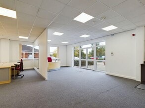 Beecham Ct, Wigan to rent Interior Photo- Image 1 of 2