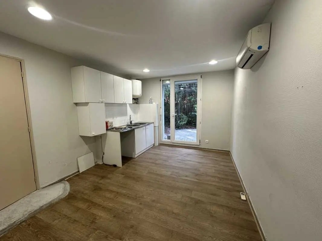 Office in Aix-en-Provence to rent Interior Photo- Image 1 of 6