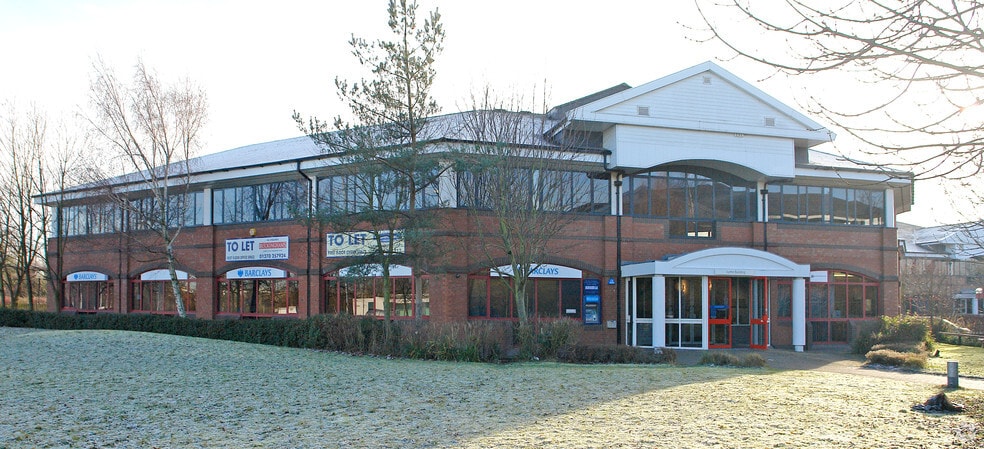 Westmere Dr, Crewe to rent - Building Photo - Image 2 of 11