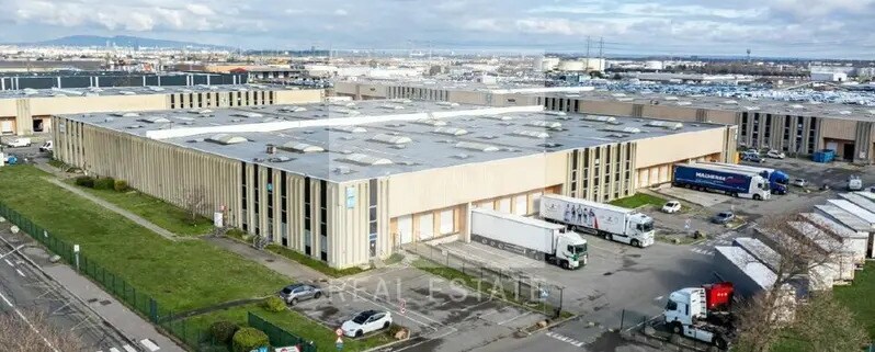 Industrial in Corbas to rent Building Photo- Image 1 of 11