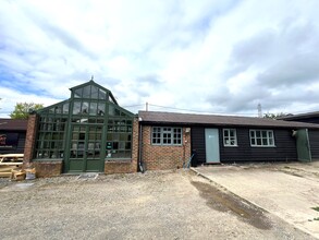 Foxhole Ln, Haywards Heath for rent Building Photo- Image 1 of 1