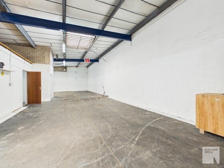 Poland St, Manchester to rent - Building Photo - Image 3 of 14