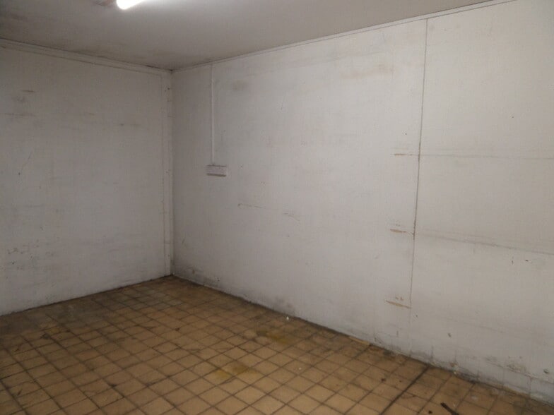 Moy Rd, Taffs Well to rent - Building Photo - Image 2 of 7