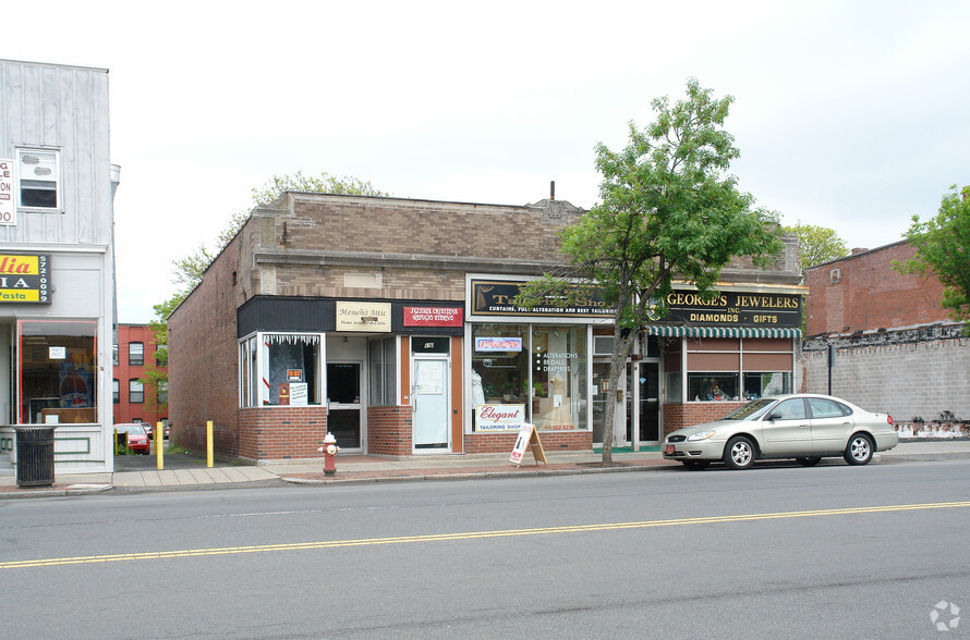 67-71 Elm St, Westfield, MA for sale - Building Photo - Image 1 of 1