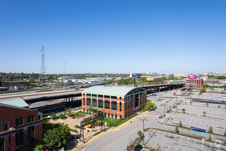 415 S 18TH St, Saint Louis, MO - aerial  map view - Image1