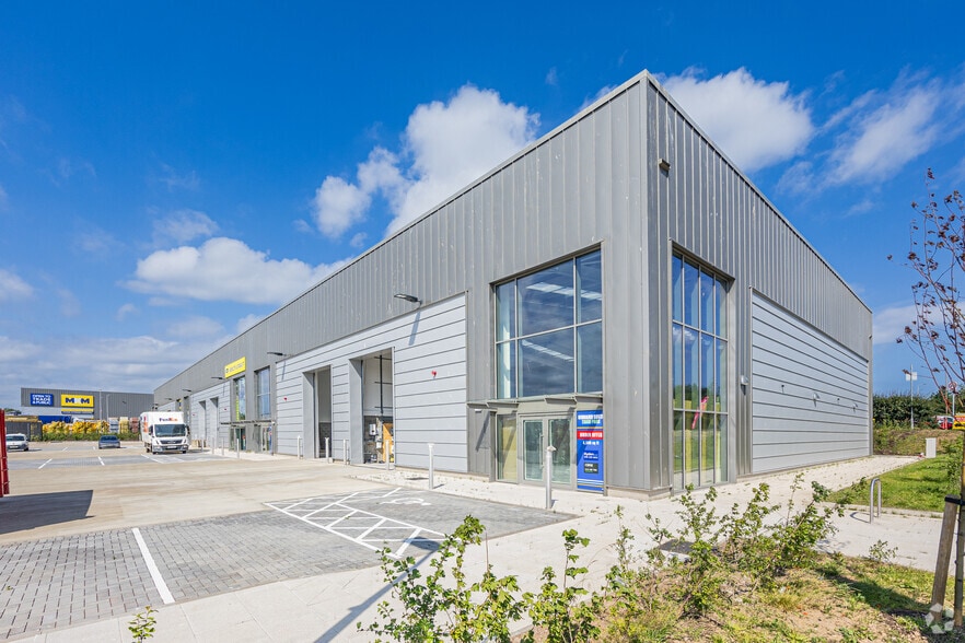 Oversman Rd, Edinburgh to rent - Building Photo - Image 3 of 3