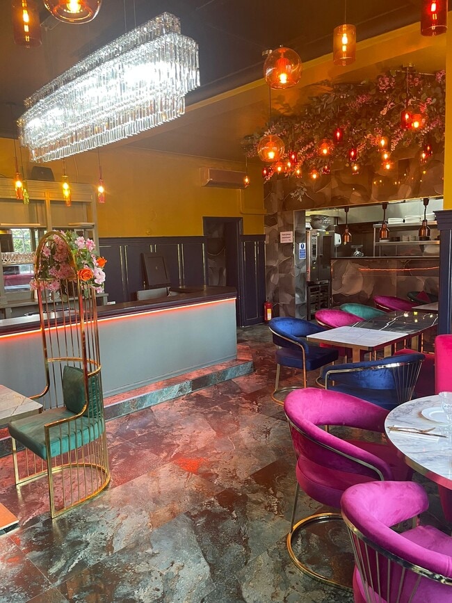 More details for Kings Walk, Grays - Retail to Rent