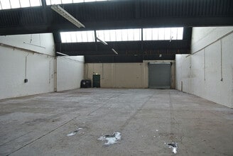James Watt Pl, East Kilbride to rent Interior Photo- Image 1 of 2