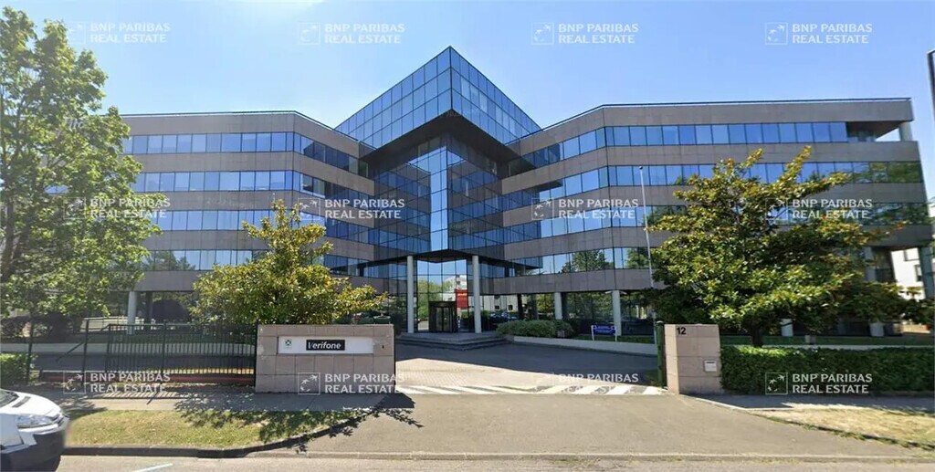 Location Bureaux 46 m² à 6 125 m² - Photo 1