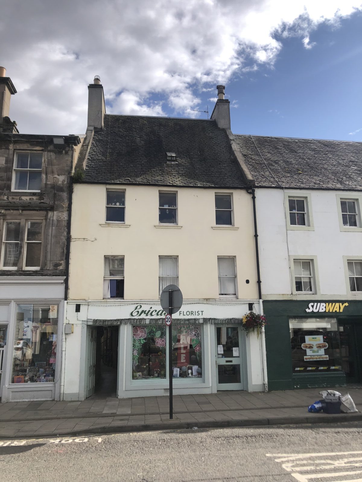 28 High St, Haddington for sale Primary Photo- Image 1 of 1