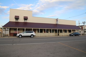 108 N Jefferson St, Washburn, IL for sale Primary Photo- Image 1 of 1