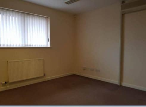 320 Laird St, Birkenhead to rent Interior Photo- Image 1 of 2