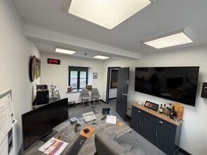 Butterley Corne, Ripley to rent Interior Photo- Image 2 of 6