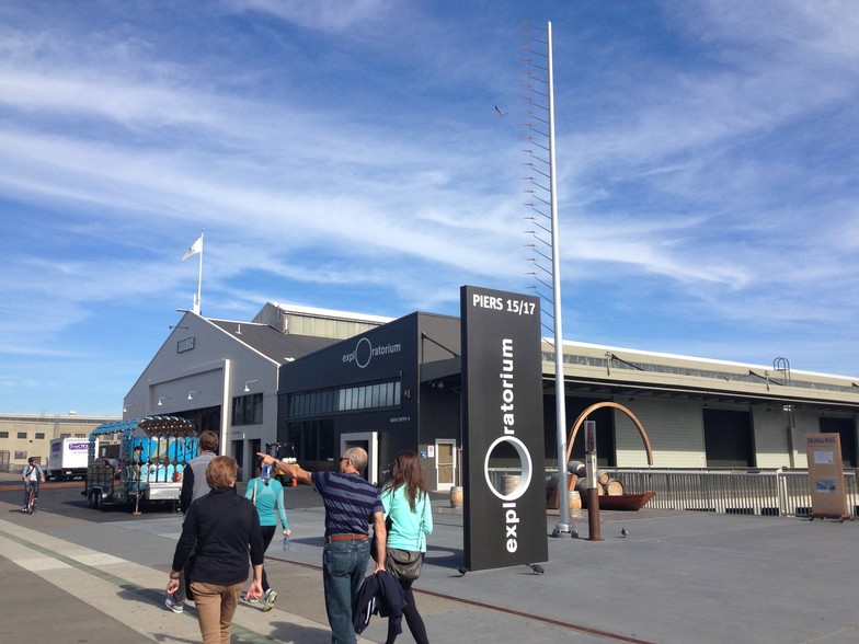 Pier 17, San Francisco, CA for sale - Primary Photo - Image 1 of 1