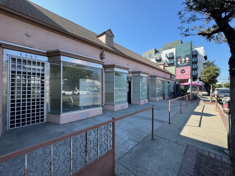 1437-1443 S Robertson Blvd, Los Angeles, CA for rent - Building Photo - Image 2 of 12