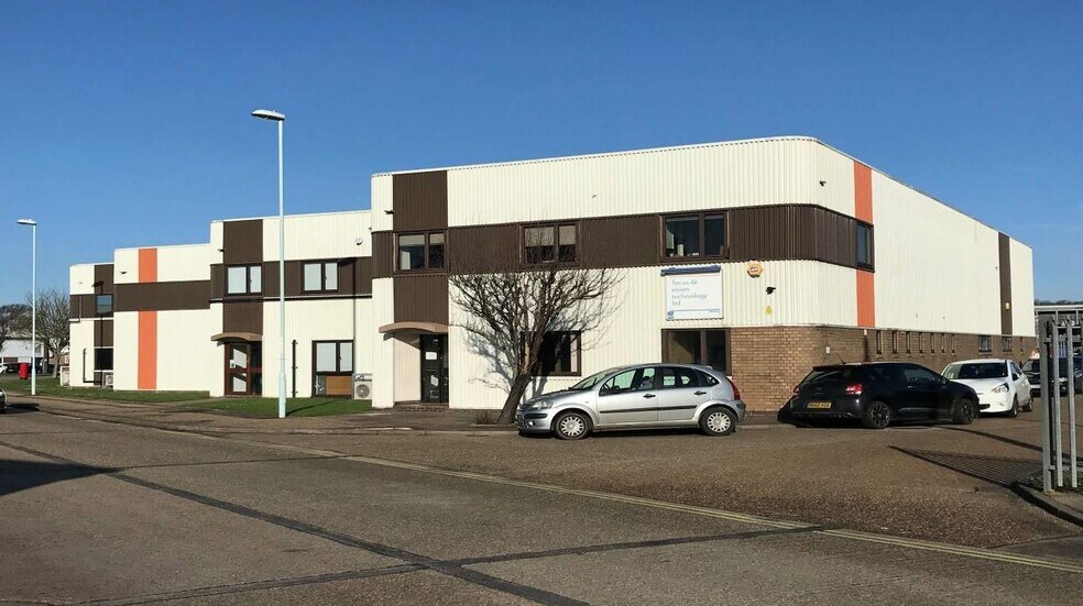 T1-T4 Dominion Way, Worthing for sale - Primary Photo - Image 1 of 1