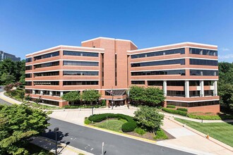 7927 Jones Branch Dr, McLean, VA for rent Building Photo- Image 1 of 1