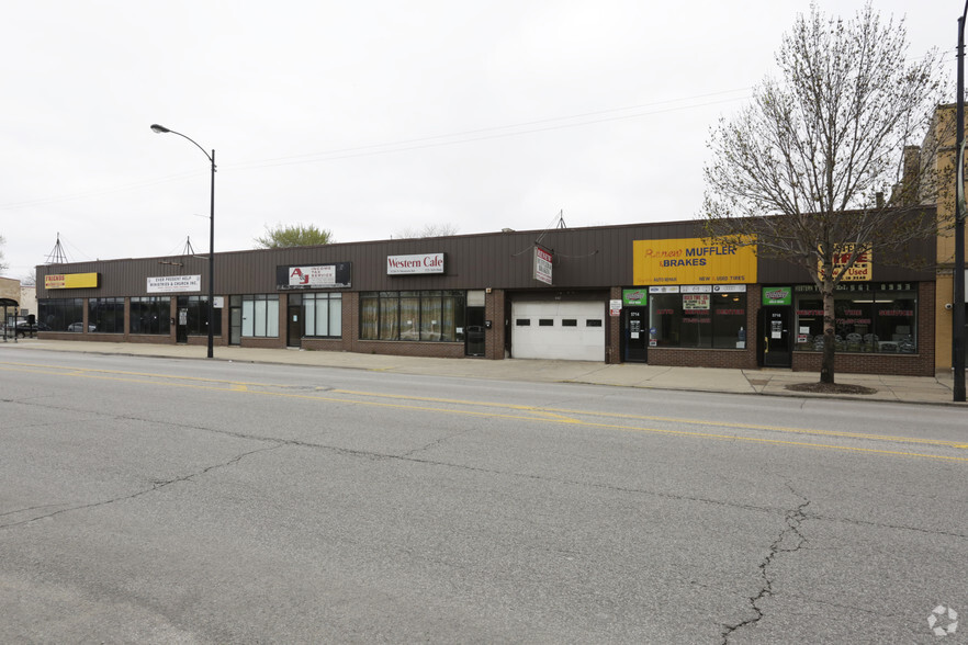 5700-5716 N Western Ave, Chicago, IL for rent - Building Photo - Image 2 of 39