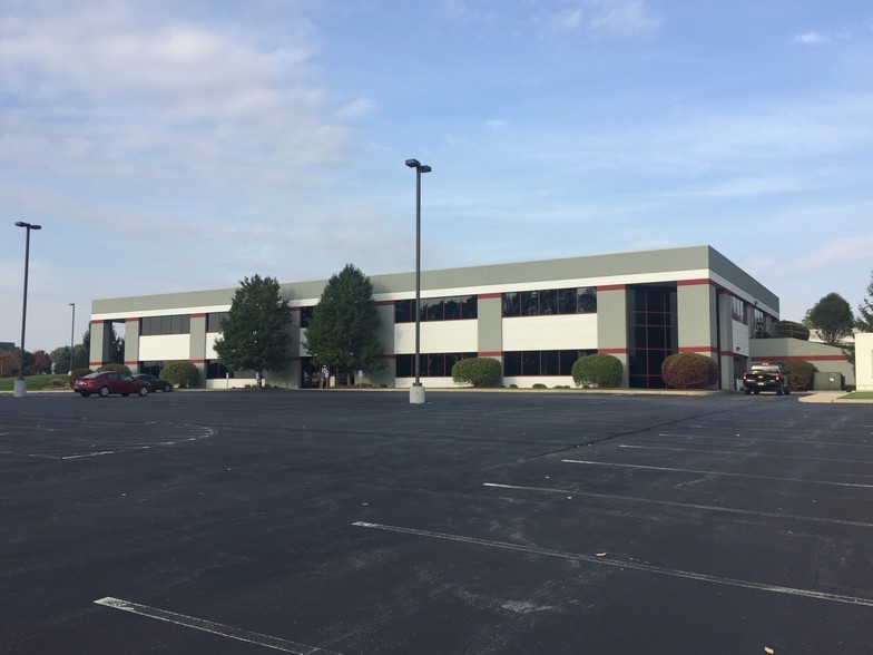 7609 W Jefferson Blvd, Fort Wayne, IN for sale - Building Photo - Image 1 of 1