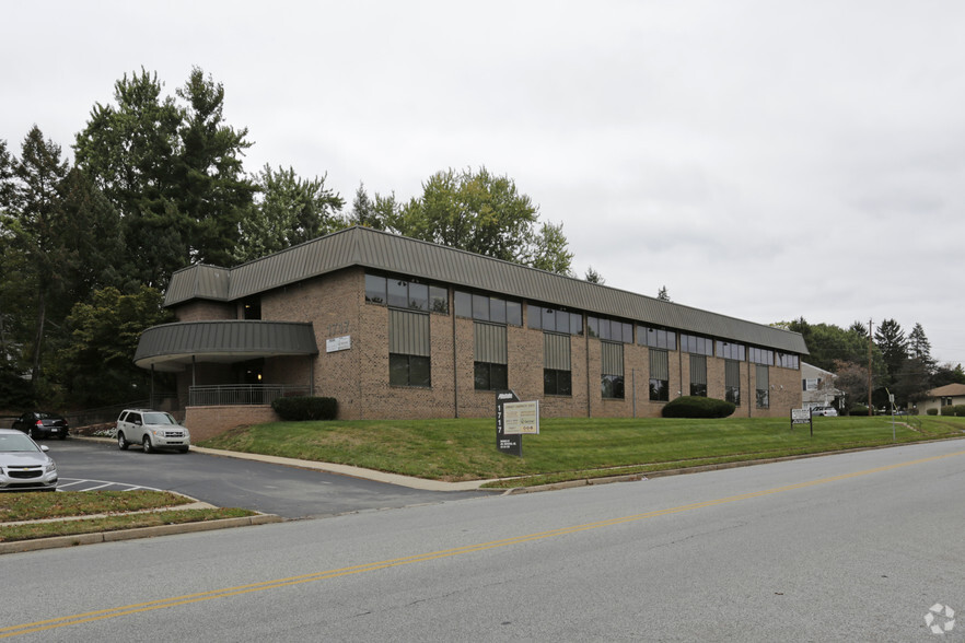 1717 Swede Rd, Blue Bell, PA for rent - Building Photo - Image 1 of 7