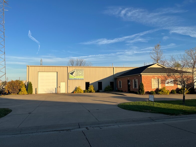 4535 Ohara Dr, Evansville, IN for sale - Building Photo - Image 1 of 1