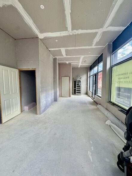 113-121 Portland Rd, London for sale - Building Photo - Image 3 of 16