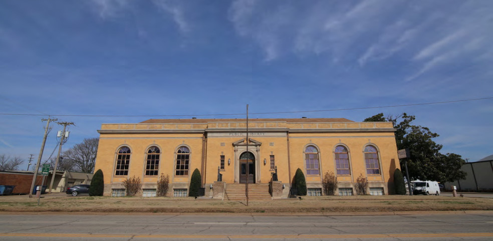 206 W 6th Ave, Stillwater, OK for sale - Primary Photo - Image 1 of 14