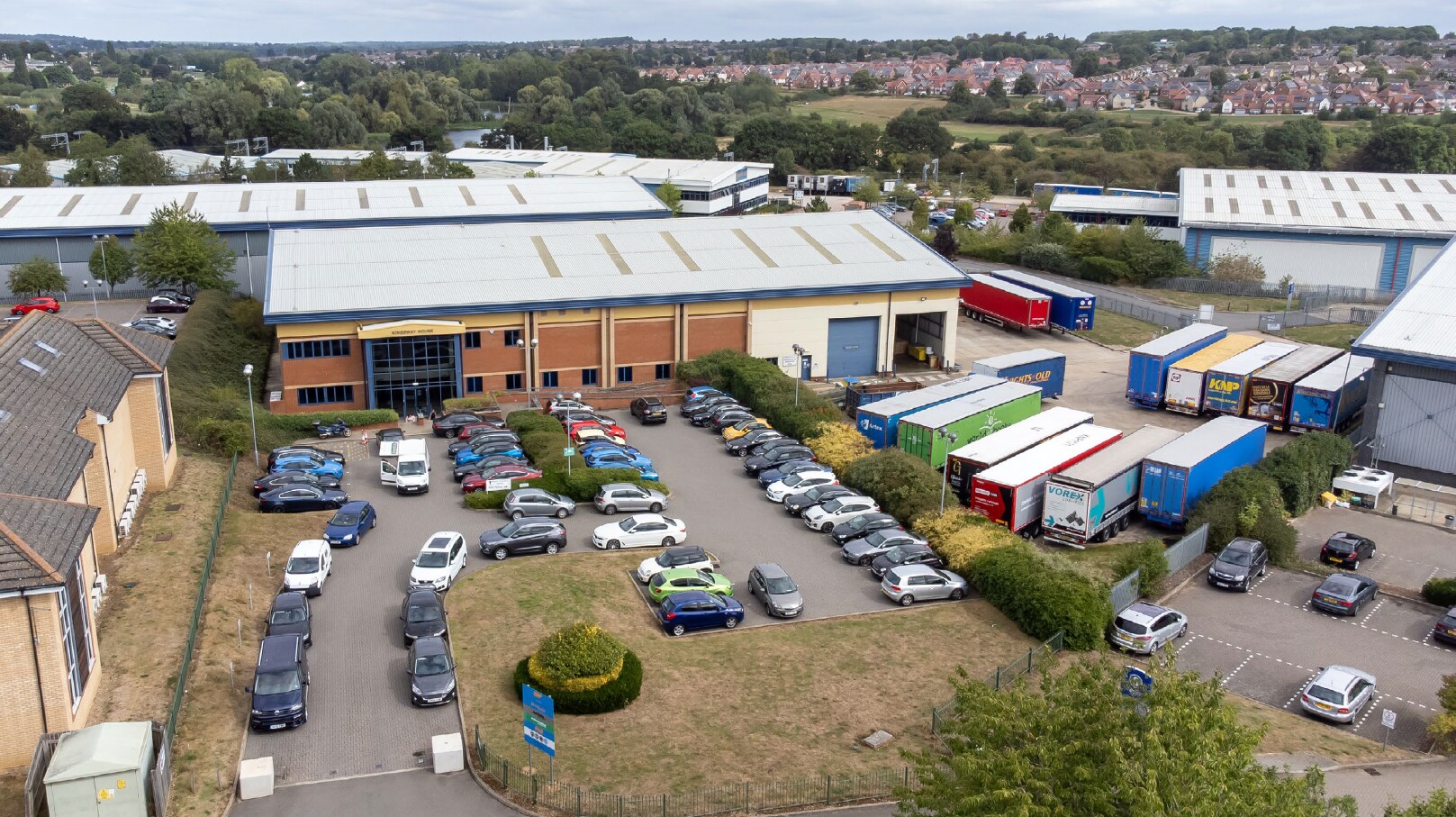 Kettering Pky, Kettering for sale Primary Photo- Image 1 of 1