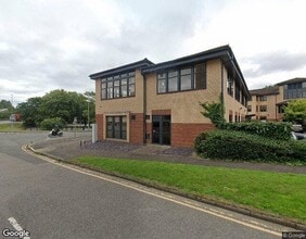 6 Rushmills, Northampton to rent Building Photo- Image 2 of 3