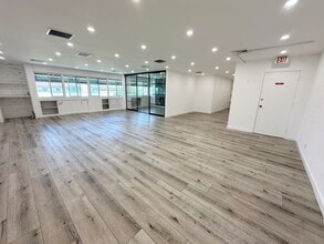 291 S La Cienega Blvd, Beverly Hills, CA to rent Interior Photo- Image 1 of 3