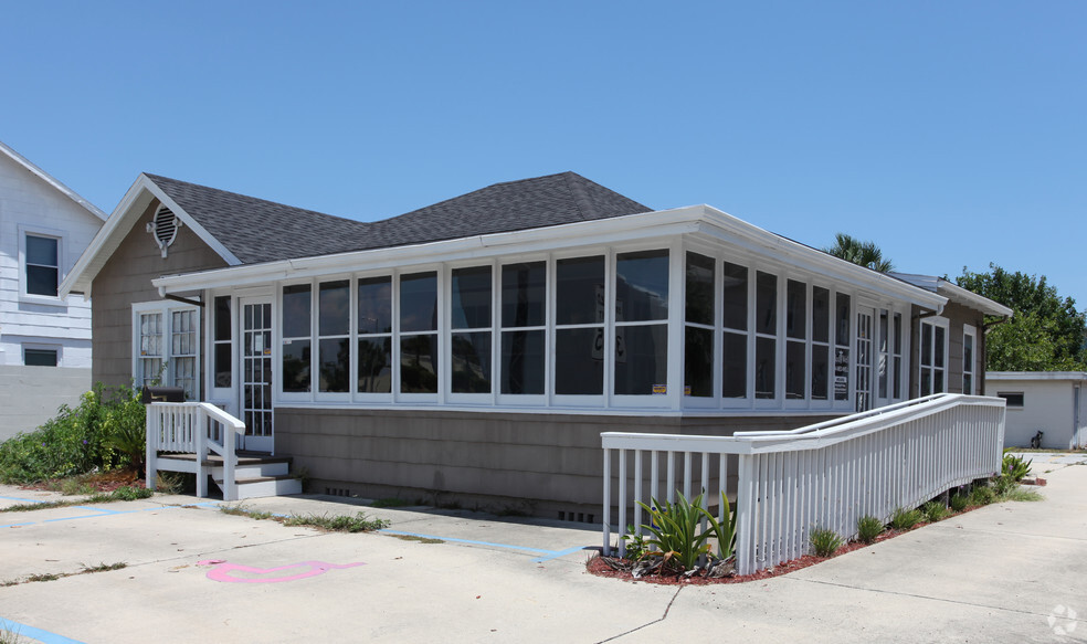 815 3rd St N, Jacksonville Beach, FL for sale - Primary Photo - Image 1 of 11