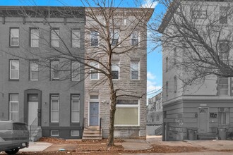 2024 Saint Paul St, Baltimore, MD for sale Primary Photo- Image 1 of 25