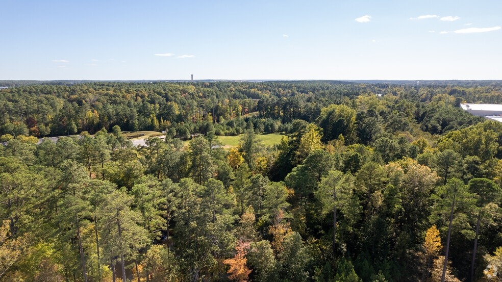 8080 Arco Corporate Dr, Raleigh, NC to rent - Building Photo - Image 3 of 5