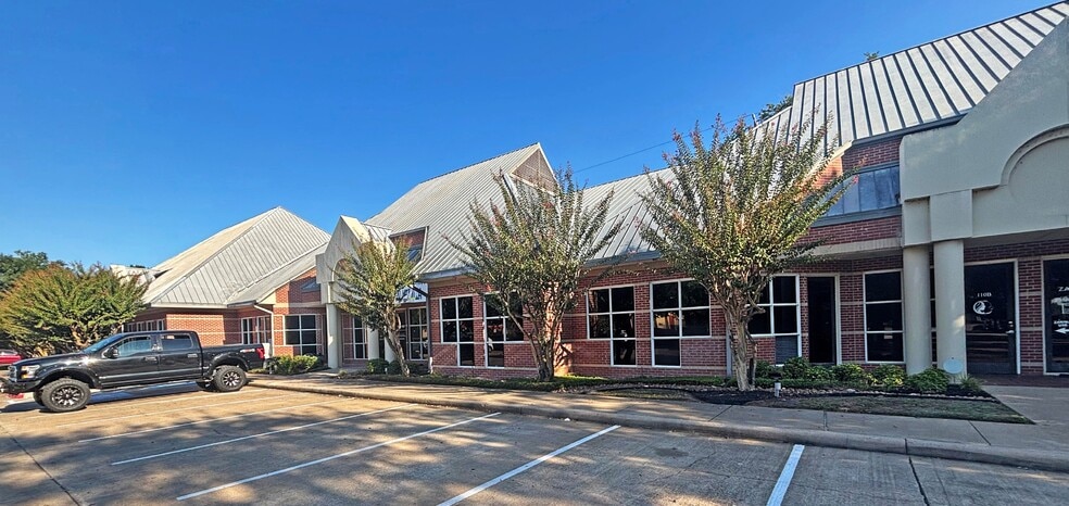 3425 Hwy 6, Sugar Land, TX to rent - Building Photo - Image 2 of 2