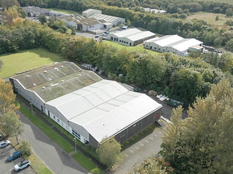 13 Faraday Rd, Glenrothes for sale - Building Photo - Image 3 of 7