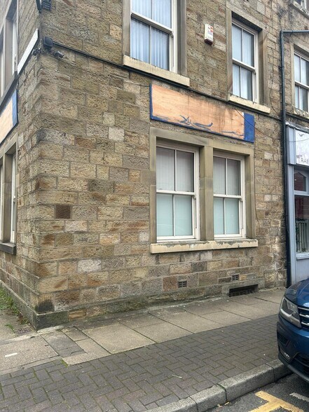 1-3 Nicholas St, Burnley for rent - Building Photo - Image 3 of 5