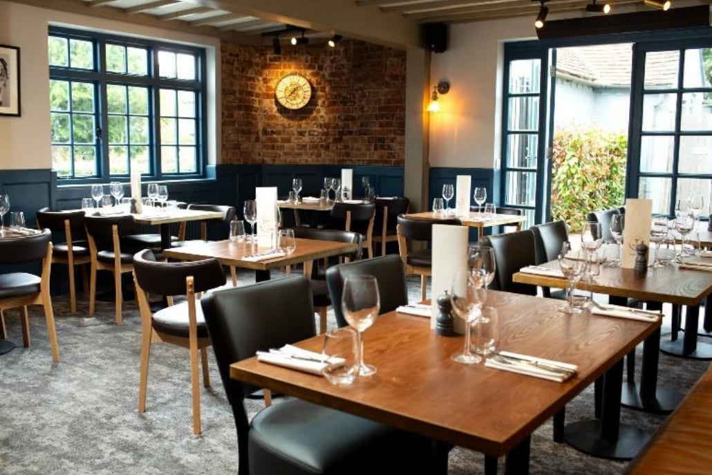 29 Windsor Rd, Staines to rent Interior Photo- Image 1 of 3