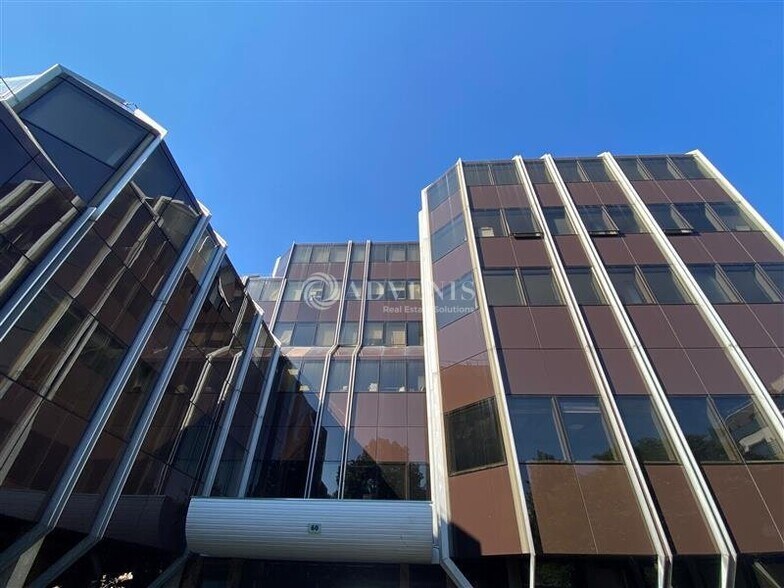 Office in Malakoff to rent - Building Photo - Image 3 of 6