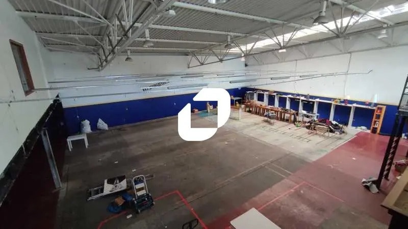 Retail in Pessac to rent - Interior Photo - Image 2 of 8