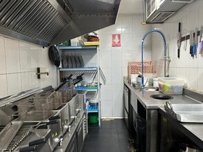 Retail in Tres Cantos, Madrid to rent Interior Photo- Image 2 of 5