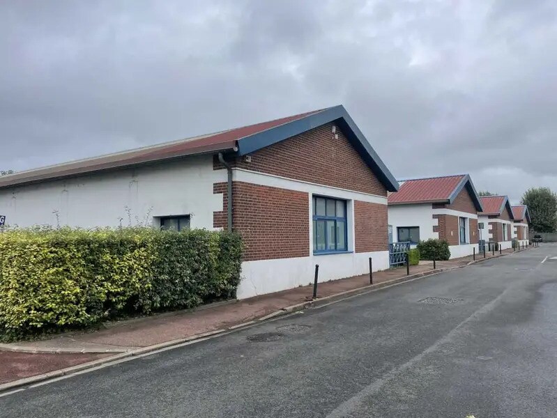 Office in Choisy-le-Roi to rent Building Photo- Image 1 of 10