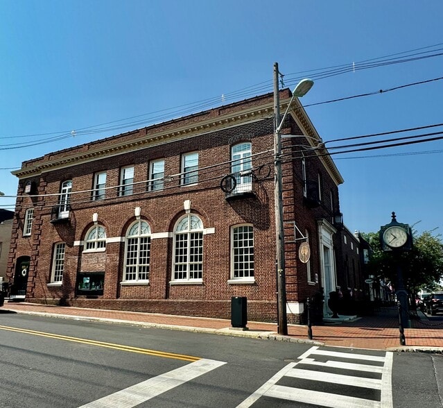 100 W Merchant St, Audubon, NJ for rent - Primary Photo - Image 1 of 36