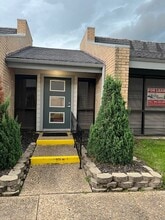 4411 Old Bullard Rd, Tyler, TX to rent Interior Photo- Image 1 of 11