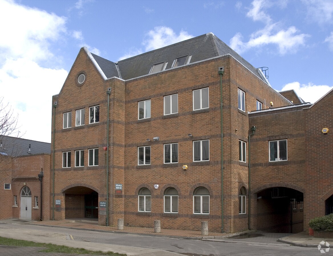 Staple Gdns, Winchester, SO23 8SR Staple House UK
