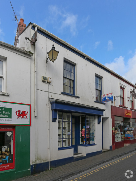 3-4 Upper Frog St, Tenby for sale - Primary Photo - Image 1 of 1