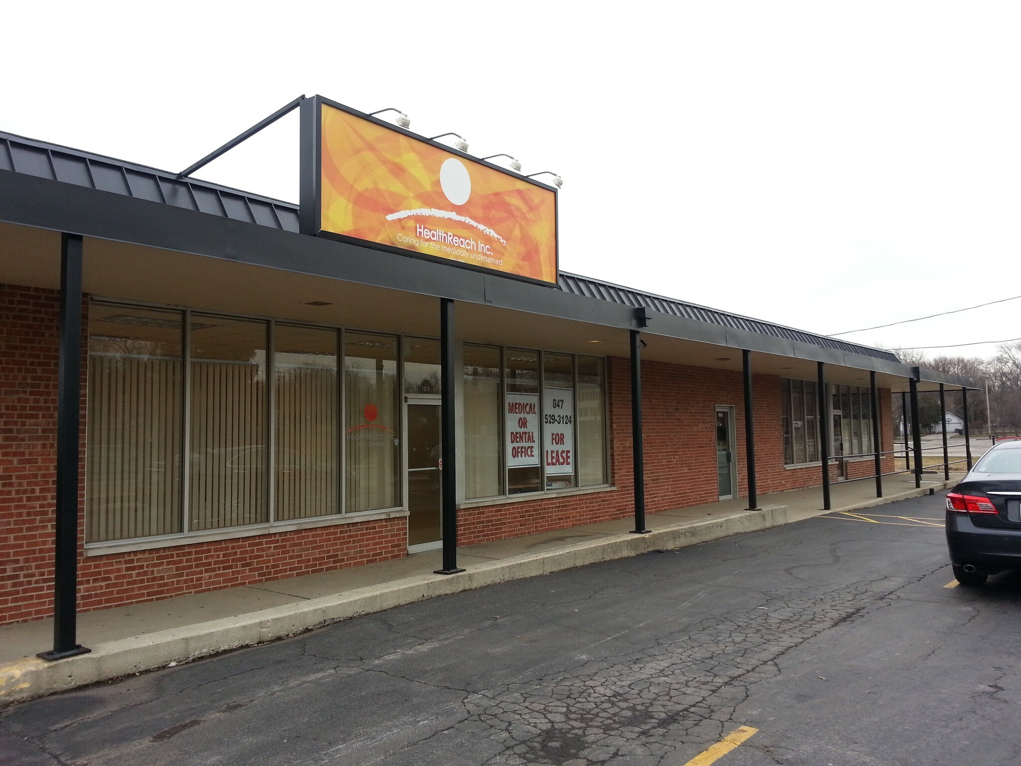 155 N Seymour Ave, Mundelein, IL to rent Building Photo- Image 1 of 13