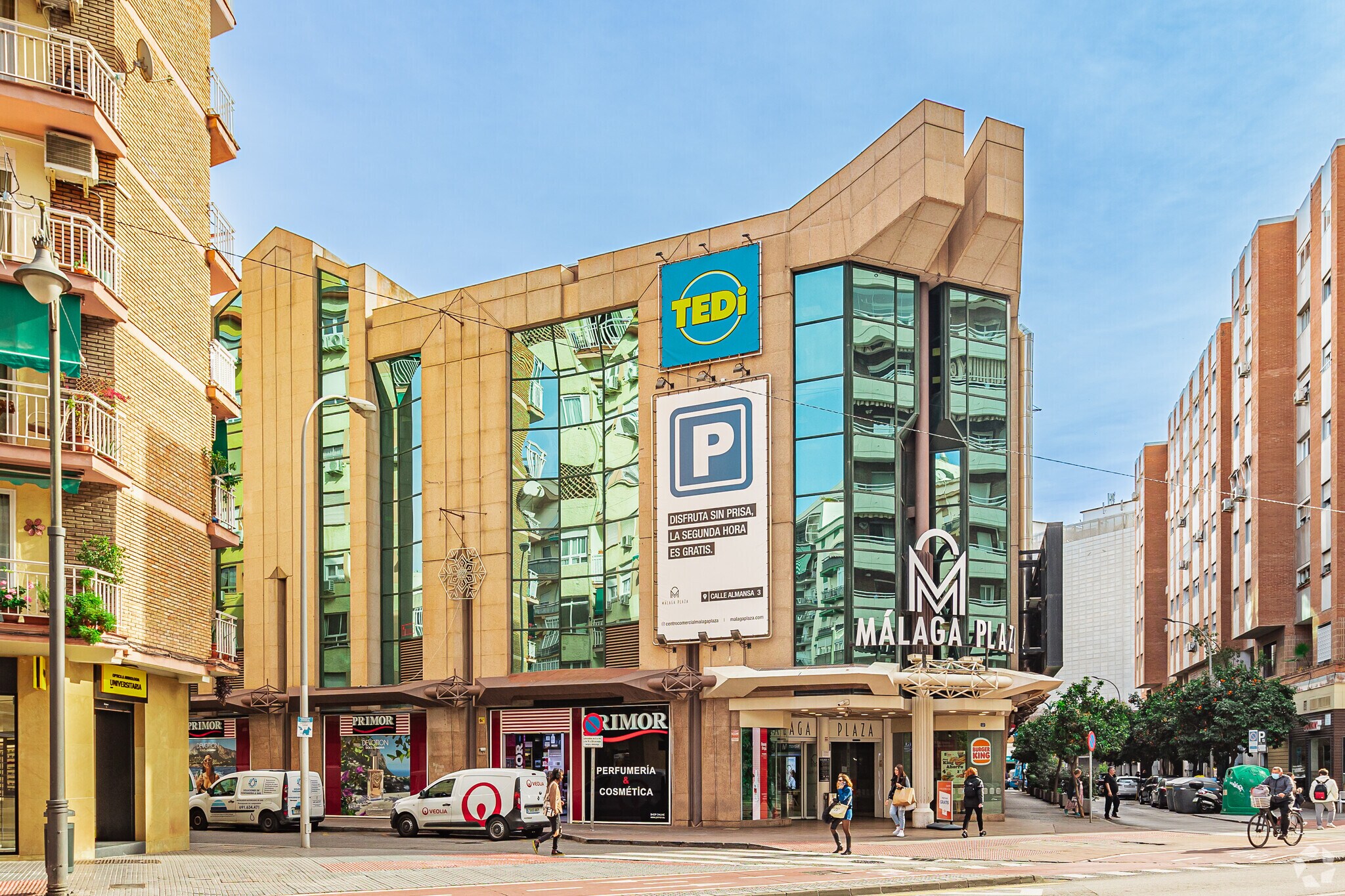 Calle Armengual de la Mota, 12, Málaga, Málaga to rent Primary Photo- Image 1 of 5